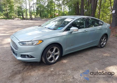2013 Ford Fusion Hybrid Se из США, поврежденный, VIN 3FA6P0LU6DR265277